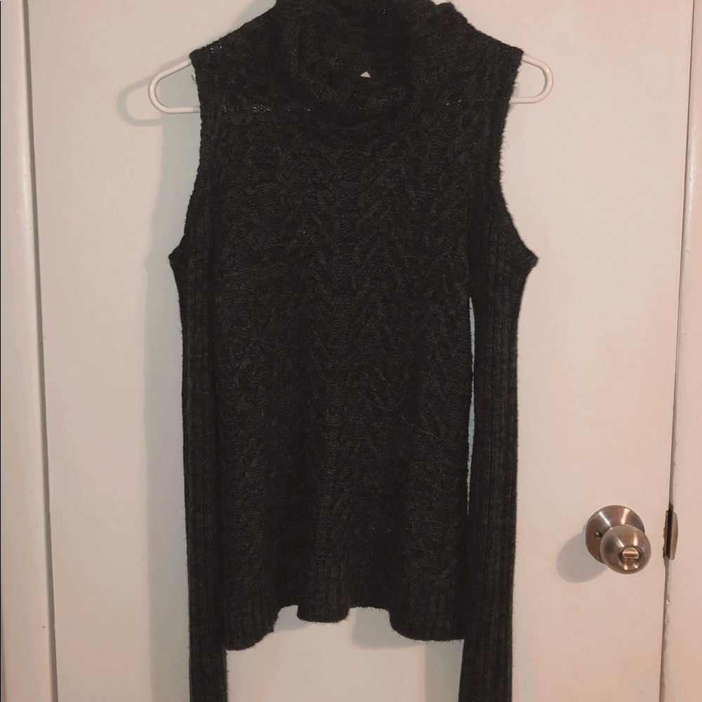 Turtle neck sweater